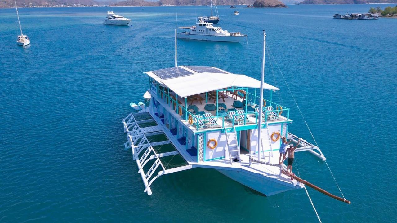 لابوان باجو Le Pirate Boatel - Floating Hotel المظهر الخارجي الصورة